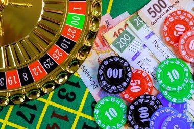 deluna slot app showing live casino games and sportsbook markets